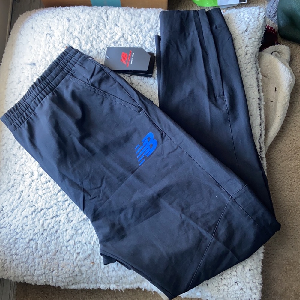 NWT New Balance ALL Motion Black Joggers